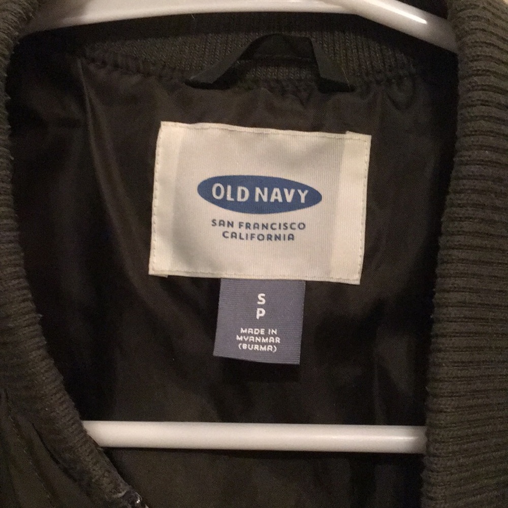 Vest - Picture 2 of 2